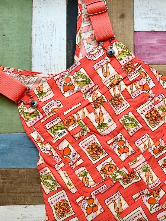 Duluth Trading Co Pants - NWT Duluth Medium x35L Heirloom Gardening Bib Overalls Coral Seed Packets Farm